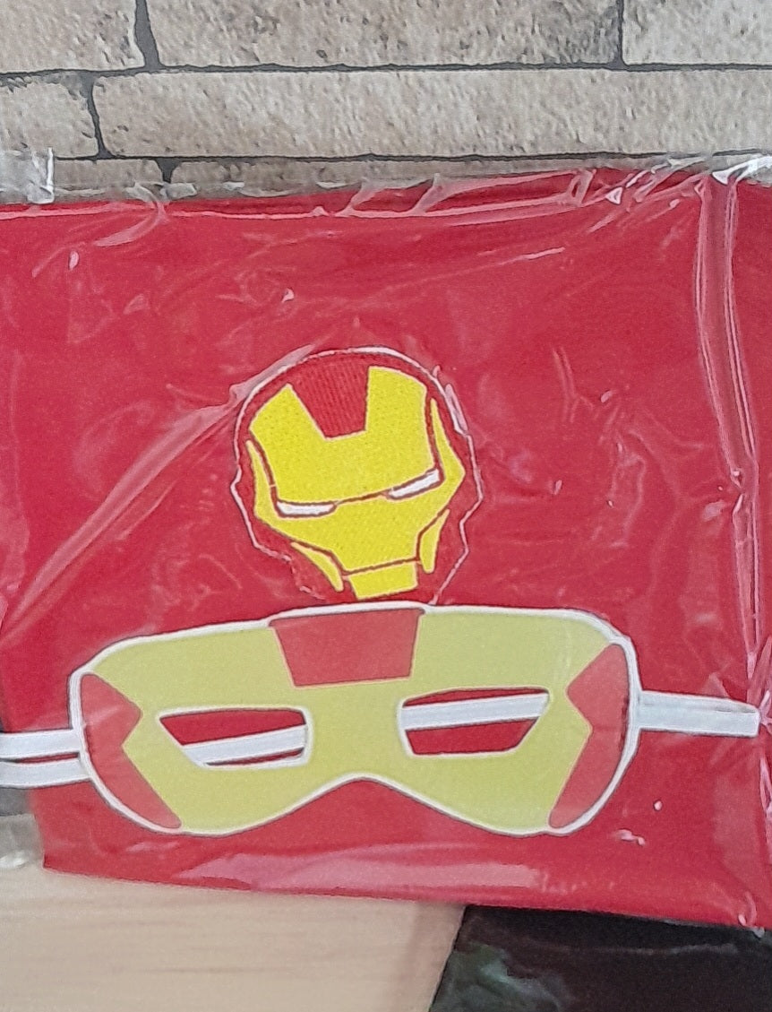 Capas de Superheroes y antifaz