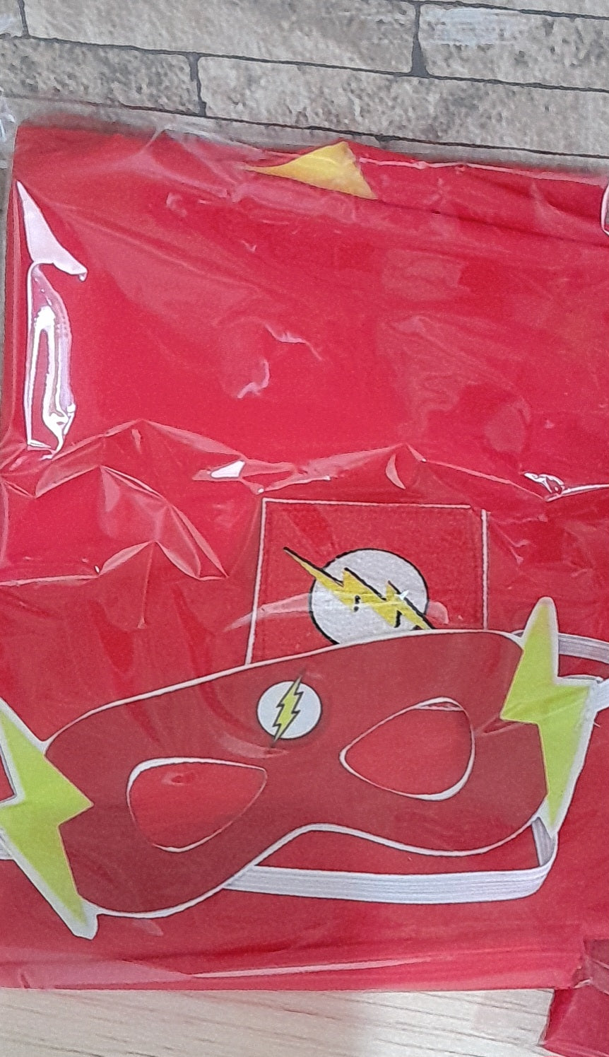 Capas de Superheroes y antifaz