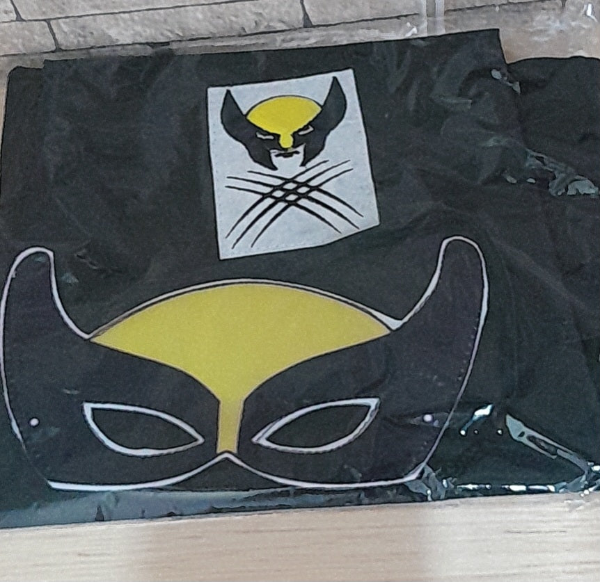 Capas de Superheroes y antifaz