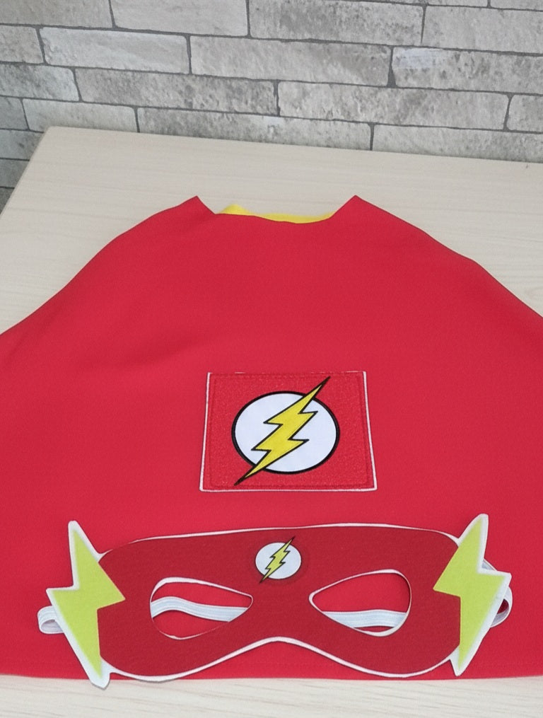 Flash capa y antifaz rbs ecuador